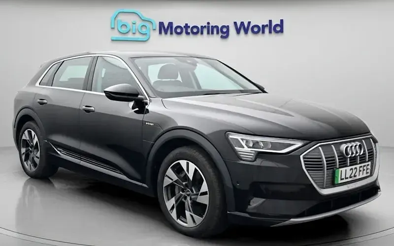 Used Audi e-tron Sport 300 kW (408 HP) 2022 SUV