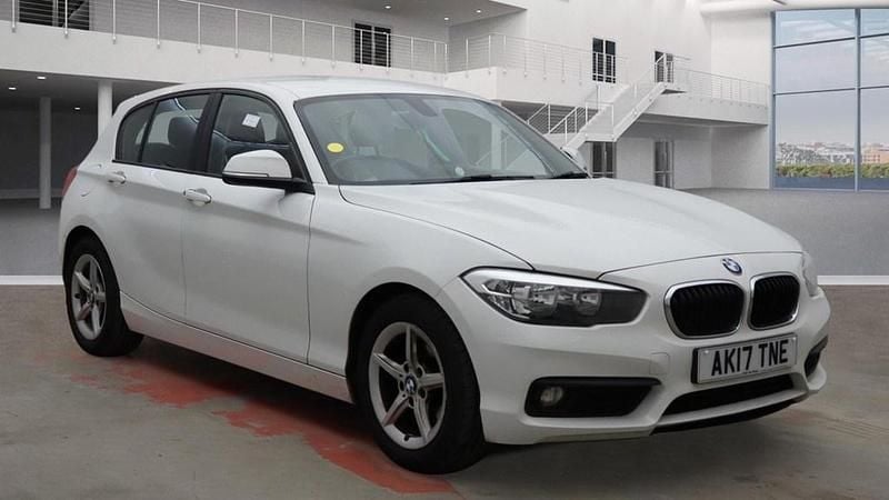 Used BMW 116 Efficient Dynamics 2017 Alpine white Hatchback
