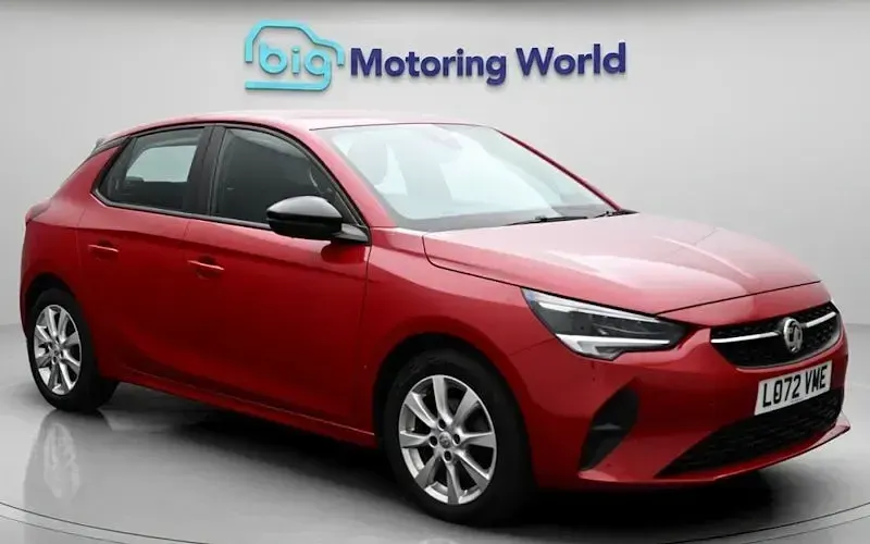 Second-hand Vauxhall Corsa Design Edition 75 CP (55 kW) 2022 Hatchback