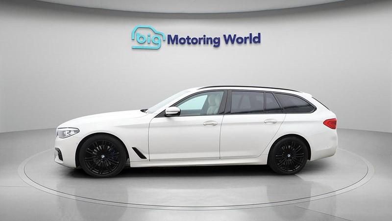 Used BMW 530 M Sport 252 HP (185 kW) 2018 White Estate
