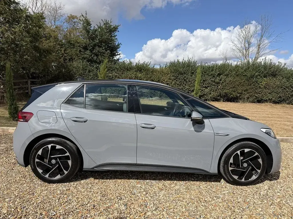 Used VW ID.3 Pro 106 kW (145 HP) 2023 Grey Hatchback