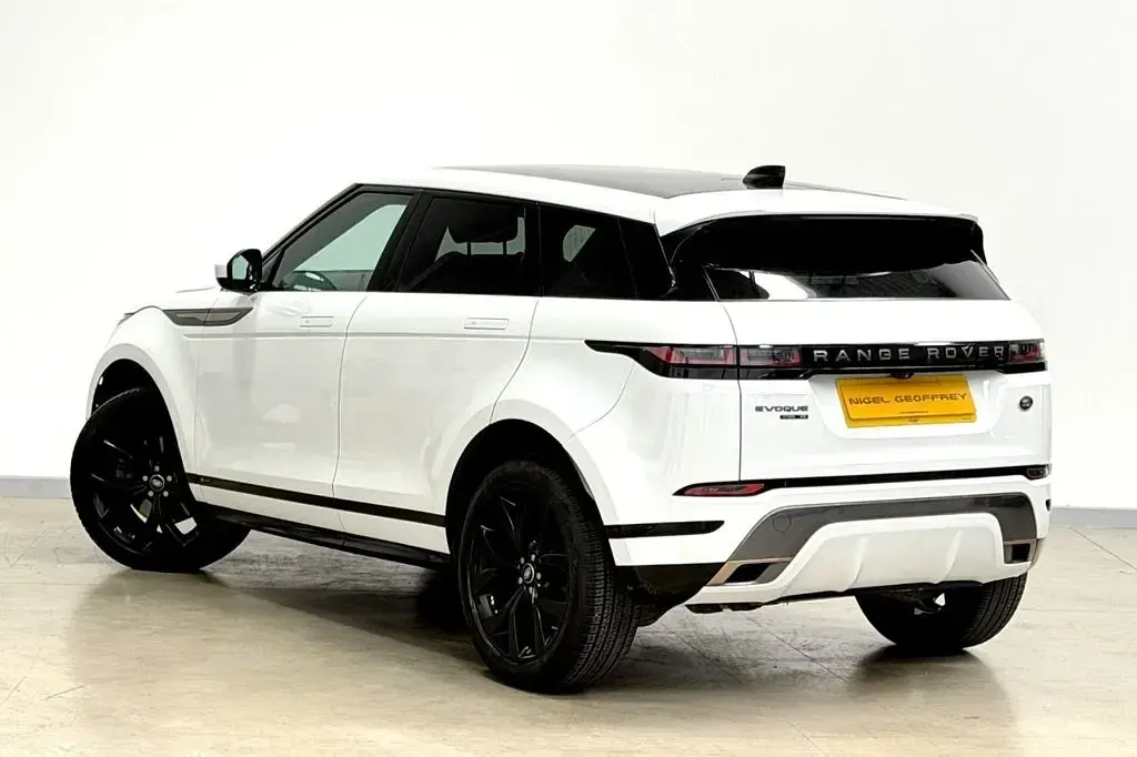 Used Land Rover Range Rover evoque SE Dynamic 180 HP (132 kW) 2019 White SUV