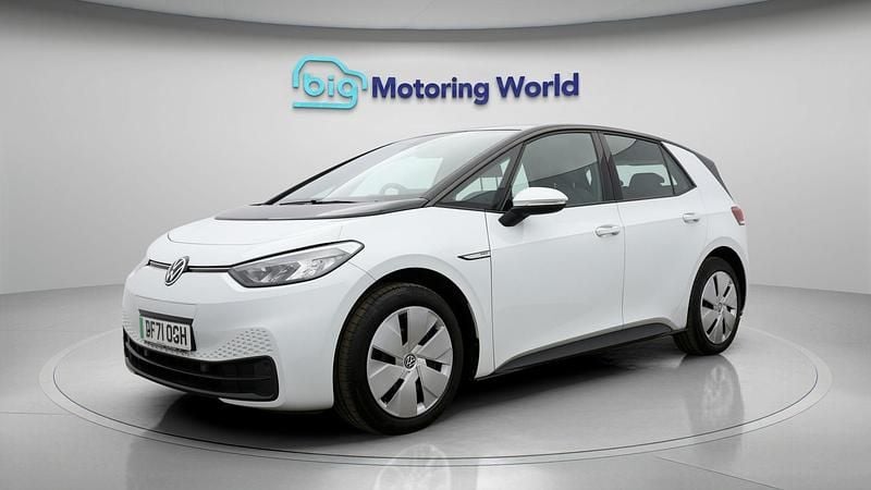 Used VW ID.3 Pro 106 kW (145 HP) 2022 White Hatchback