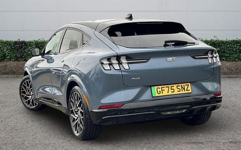 Used Ford Mustang 487 HP (358 kW) 2024 Estate