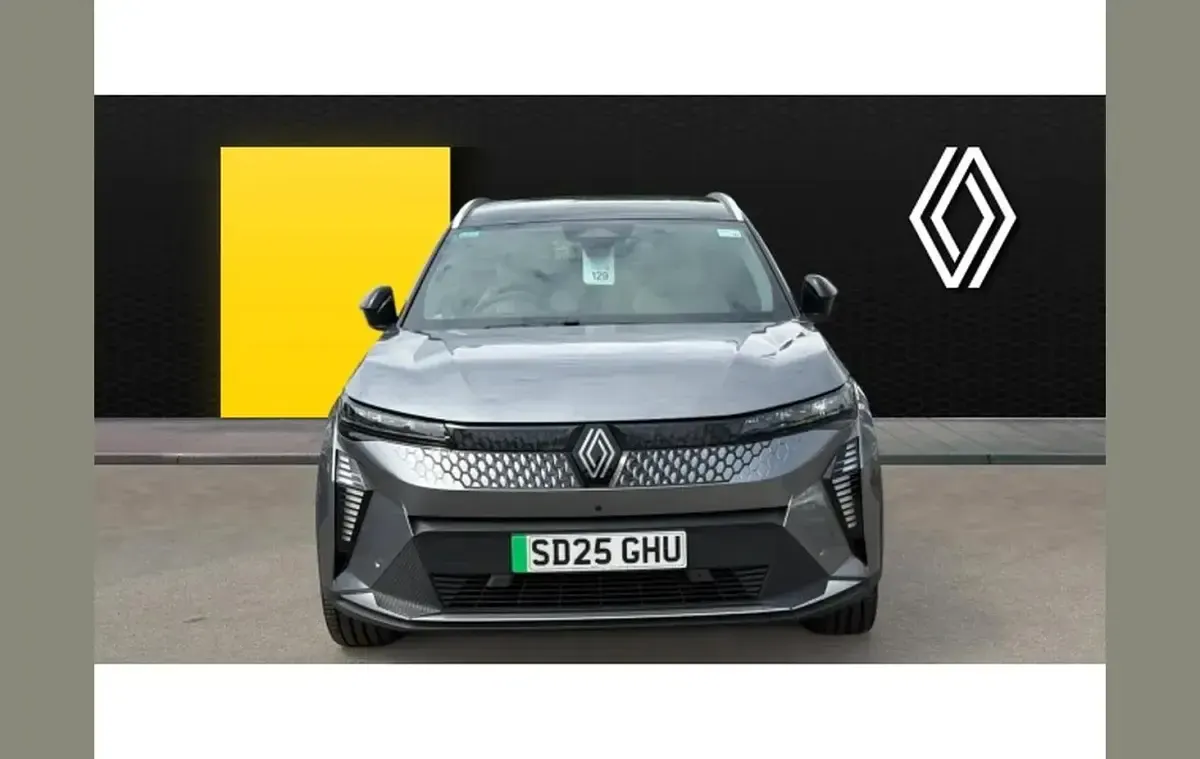 Usado Renault Scenic E-Tech Iconic 160 kW (218 HP) 2025 Preto SUV