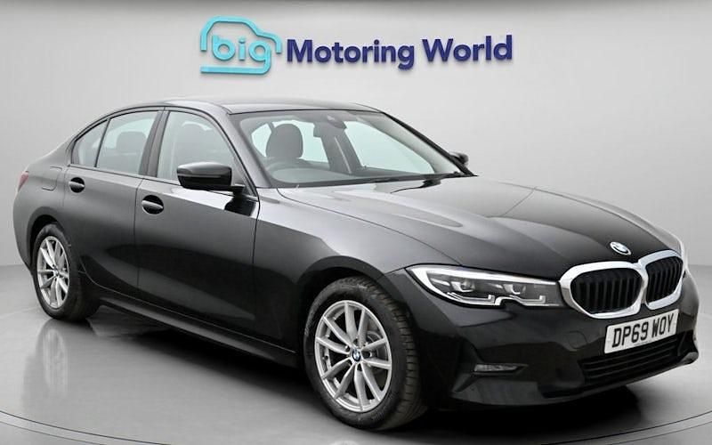 Used BMW 320 190 HP (139 kW) 2019 Black Sedan
