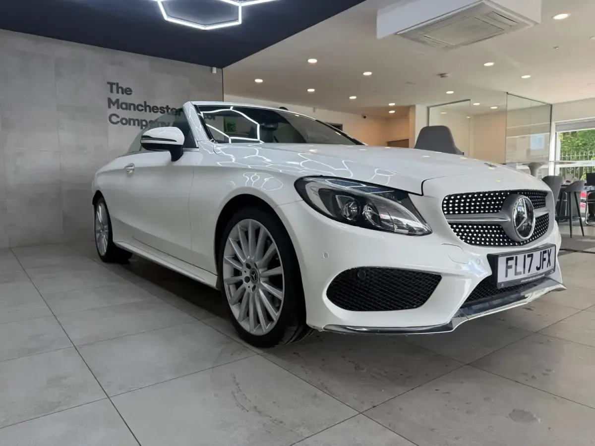 Second-hand Mercedes C220 AMG Line Premium Plus 2017 Alb Cabrio