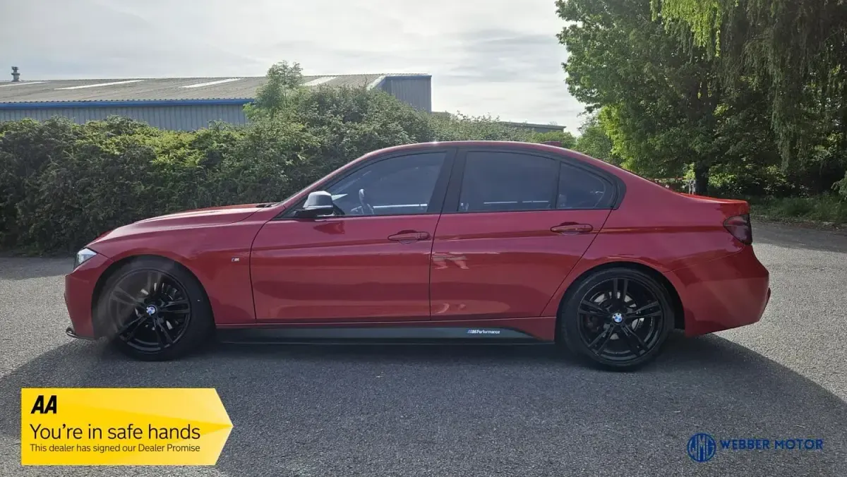 Usado BMW 320 M Sport 184 CV (135 kW) 2014 Rojo Berlina