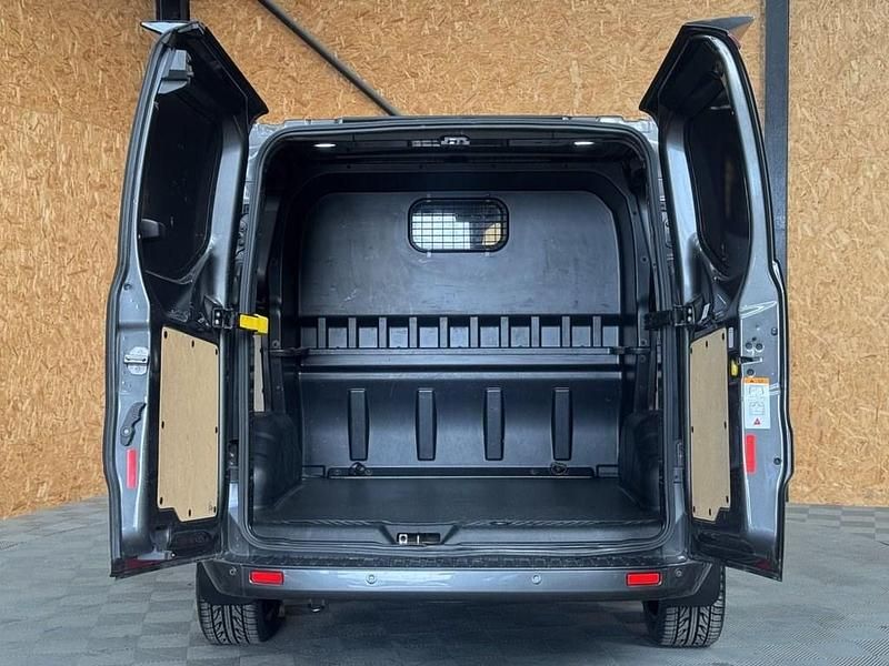 Used Ford Transit Custom Limited 170 HP (125 kW) 2023 Grey Van