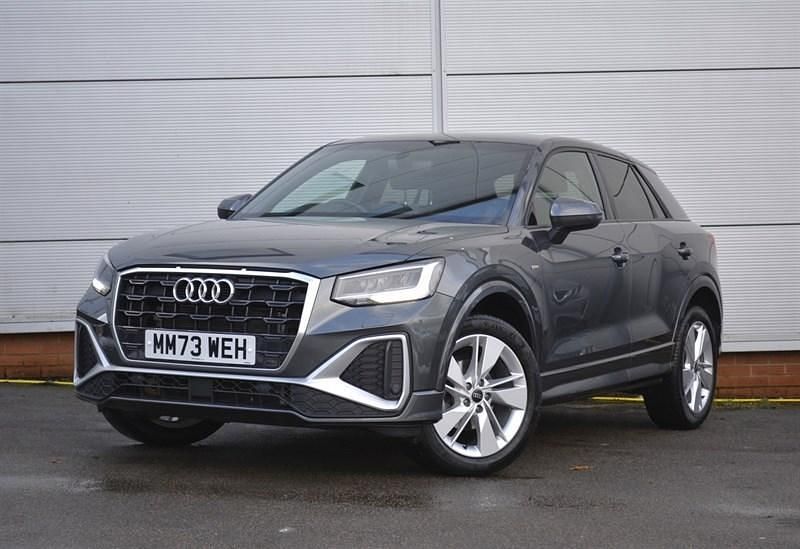 Used Audi Q2 S-Line 150 HP (110 kW) 2023 Daytona grey SUV