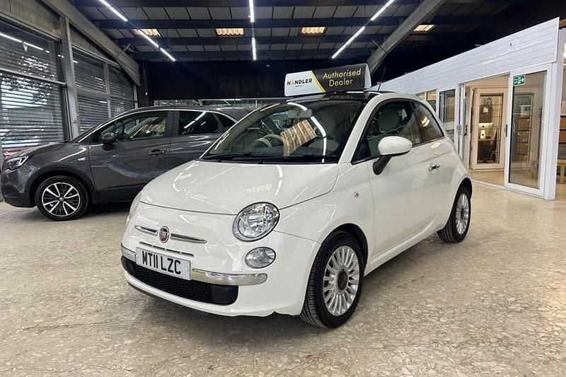 Used 2011 Fiat 500 Lounge Hatchback | £2,991 (Good price) - Image 1/1