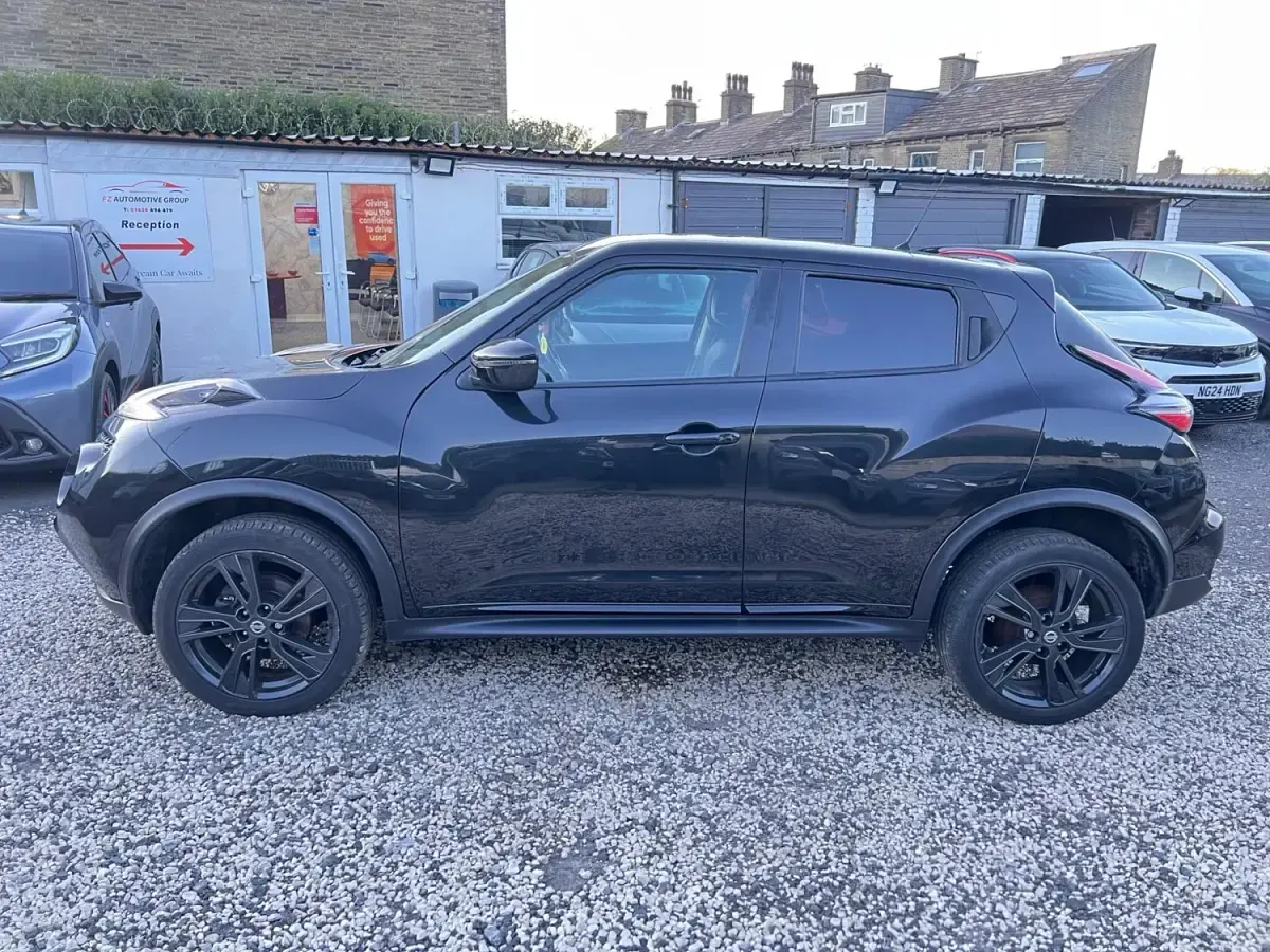 Begagnad Nissan Juke 2018 Svart SUV