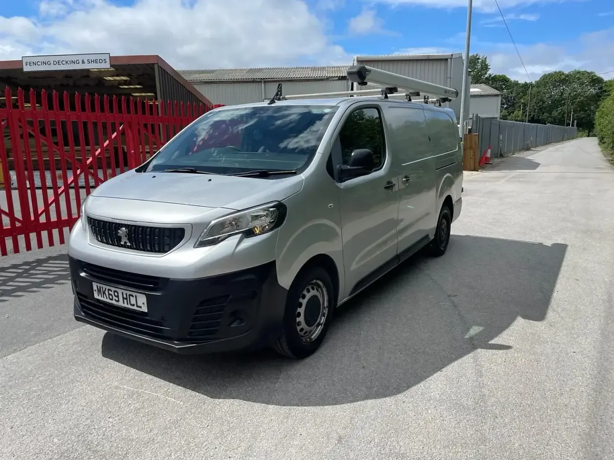 Used Peugeot Expert 2020 Silver Van