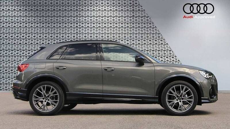 Used Audi Q3 Advanced 150 HP (110 kW) 2022 Grey SUV