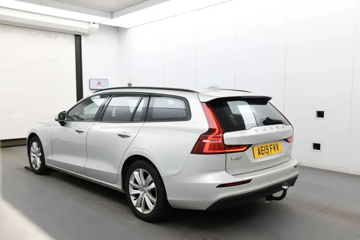 Used Volvo V60 Momentum 2019 Gold Estate