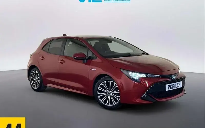 Used Toyota Corolla Design 122 HP (89 kW) 2022 Hatchback