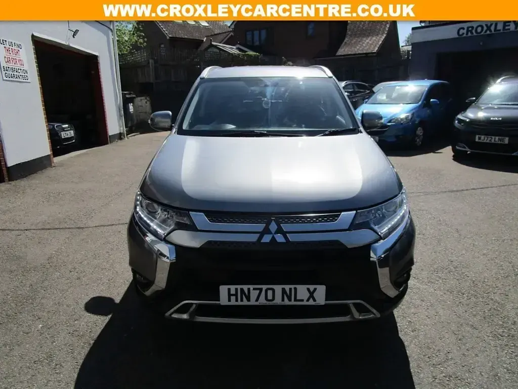 Używany Mitsubishi Outlander 150 KM (110 kW) 2020 Szary SUV