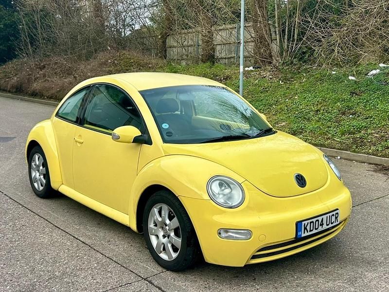 Used VW Beetle 2004 Yellow Hatchback