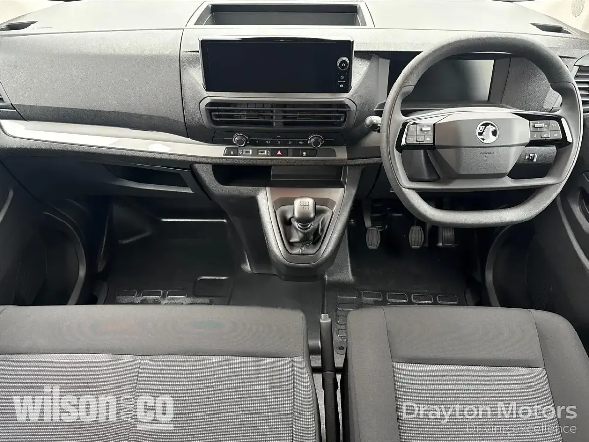 New Vauxhall Vivaro 150 HP (110 kW) 2026 White MPV