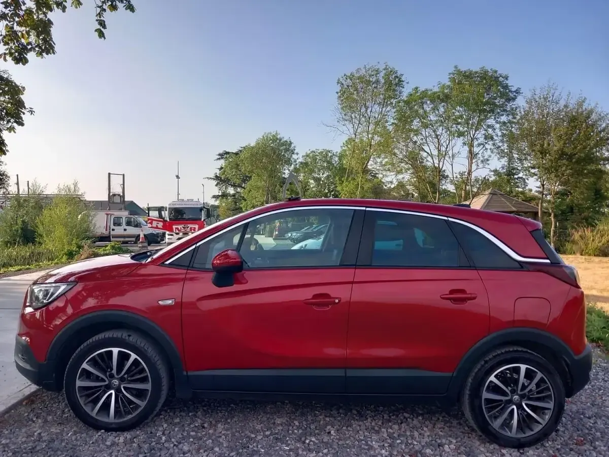 Used Vauxhall Crossland X Elite 130 HP (95 kW) 2020 Red SUV