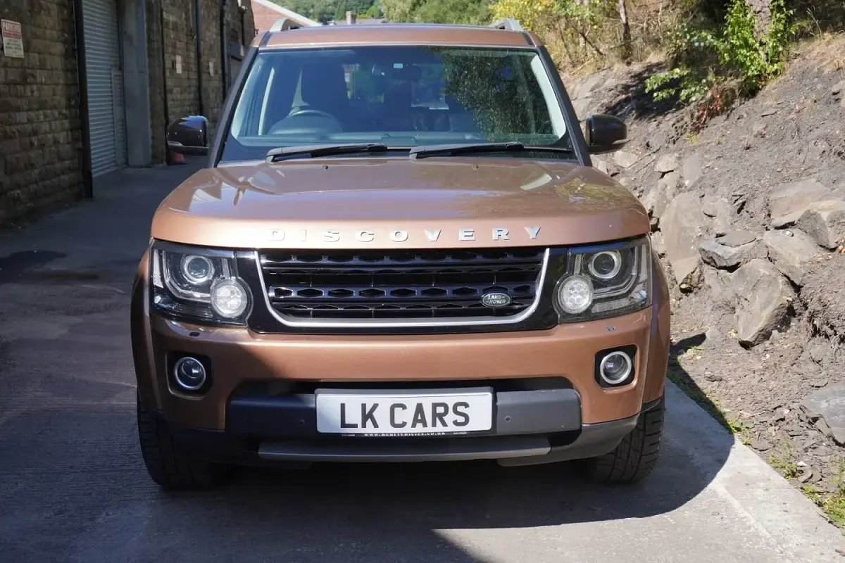Used Land Rover Discovery 4 Landmark 2016 Orange SUV