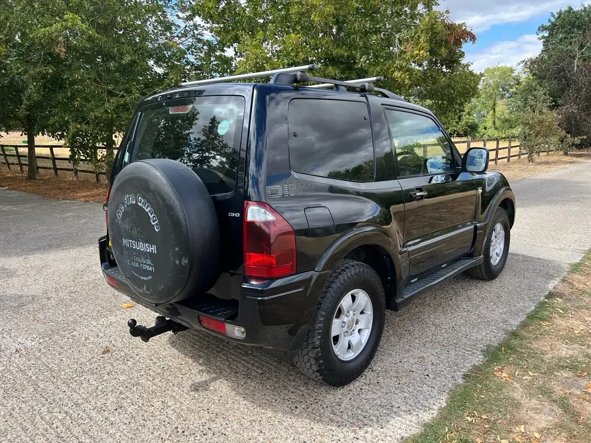 Used Mitsubishi Shogun 2006 Black SUV