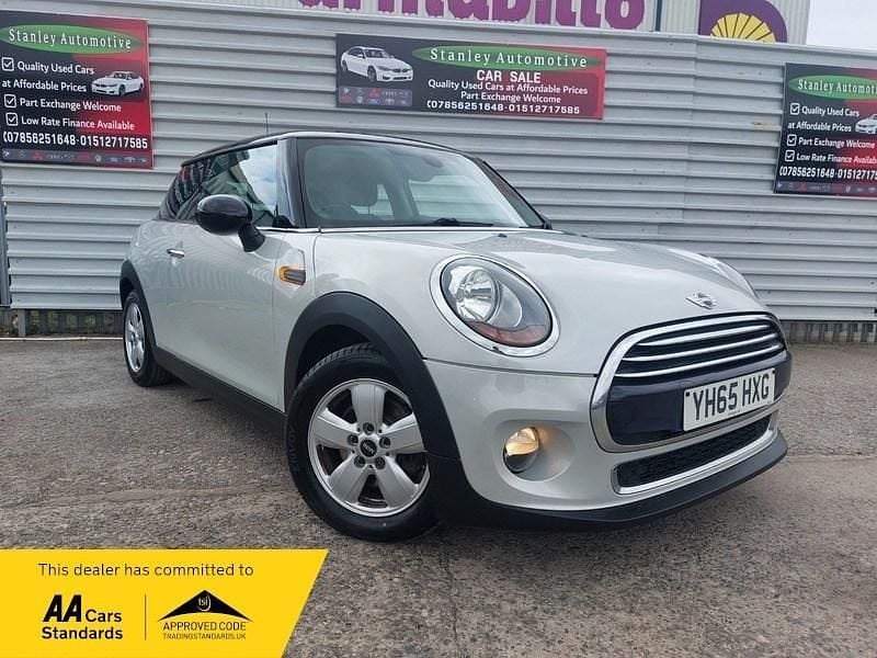 Used Mini Cooper D Hatch 2015 Silver Hatchback