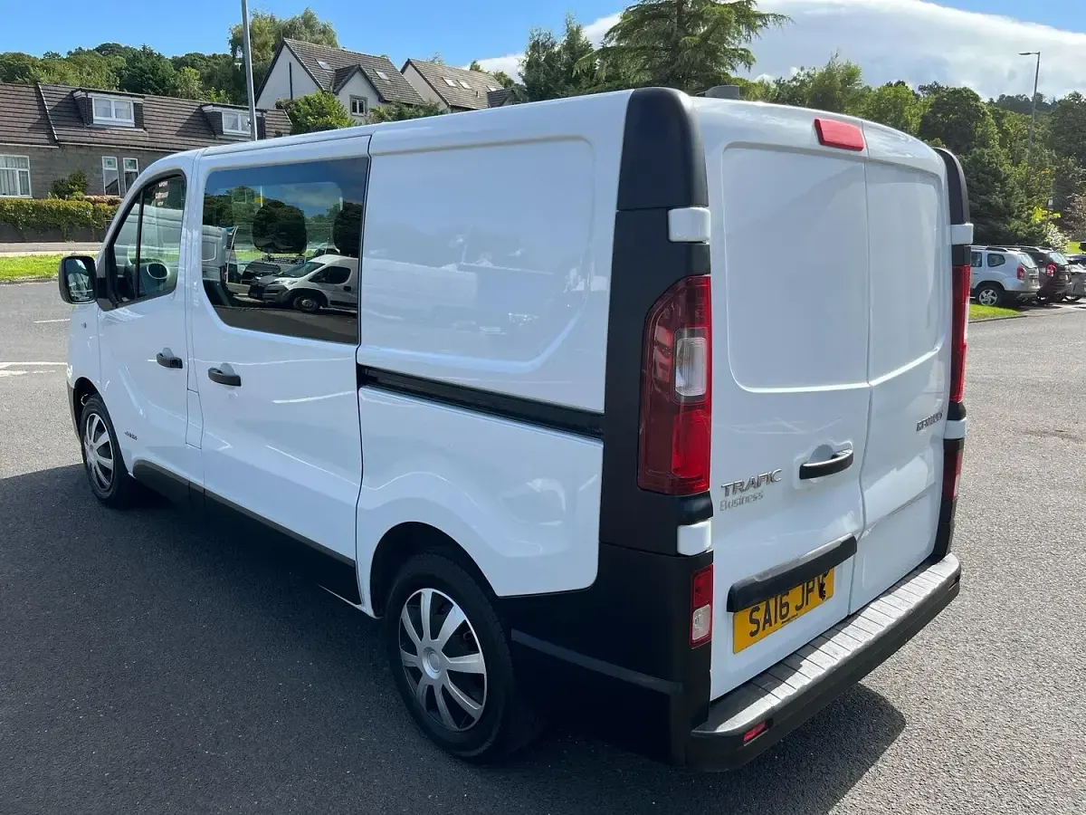 Used Renault Trafic Business 2016 White MPV