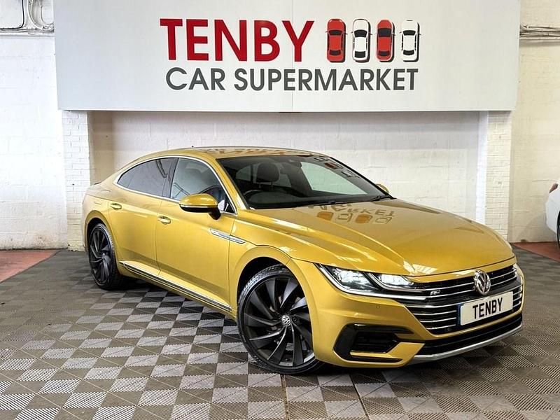 Used VW Arteon R-line 190 HP (139 kW) 2018 Yellow Hatchback