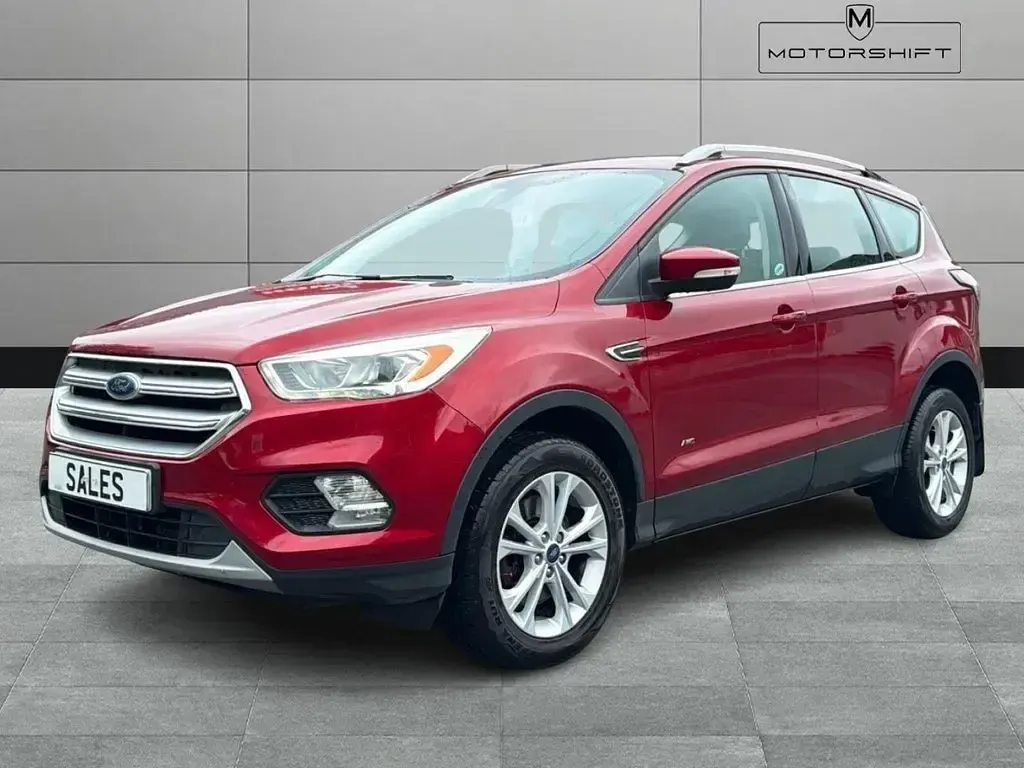 Used Ford Kuga Titanium 180 HP (132 kW) 2016 Red SUV