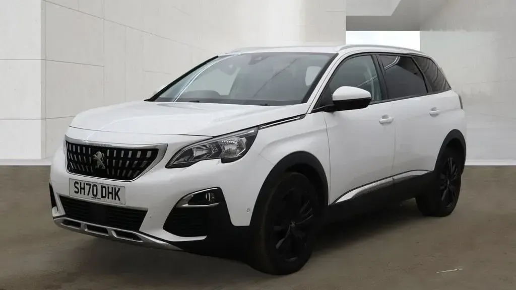Used Peugeot 5008 Allure 130 HP (95 kW) 2020 White SUV