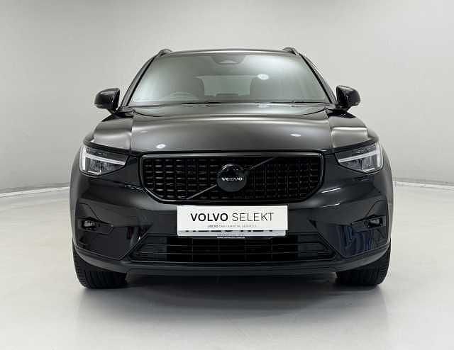 Used Volvo XC40 Plus 194 HP (142 kW) 2025 SUV