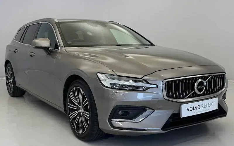Used Volvo V60 Inscription 190 HP (139 kW) 2020 Estate