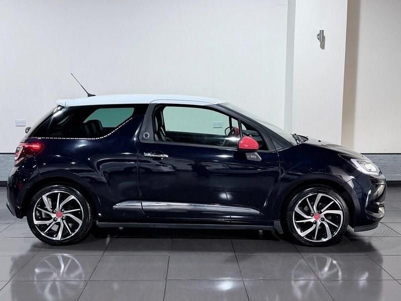 Used DS Automobiles DS3 2018 Blue Hatchback