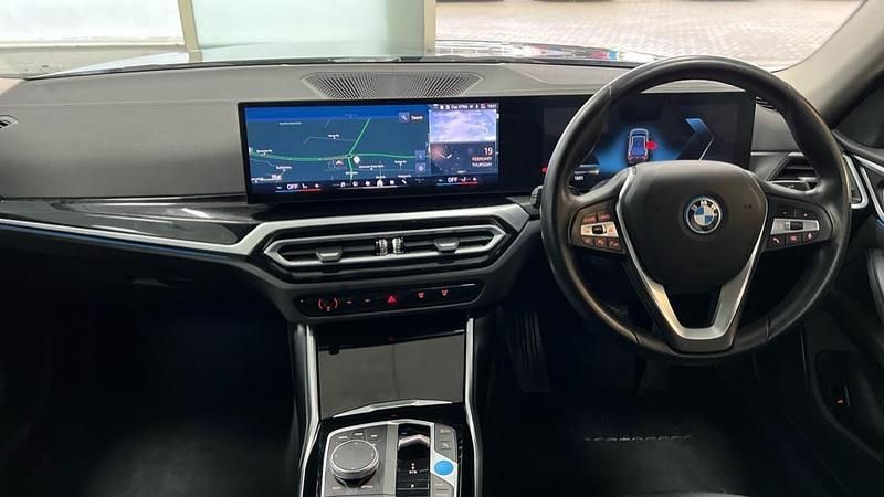 Used BMW i4 Sport Line 210 kW (286 HP) 2023 Black sapphire Sedan