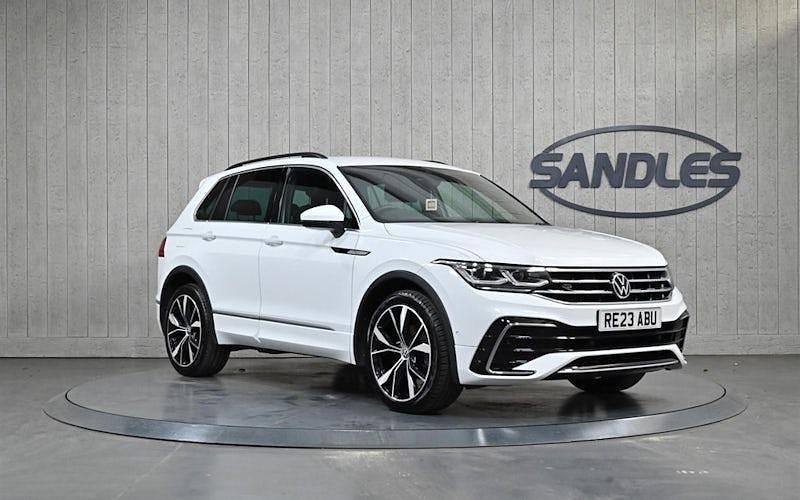 Used VW Tiguan R-line 150 HP (110 kW) 2023 White SUV