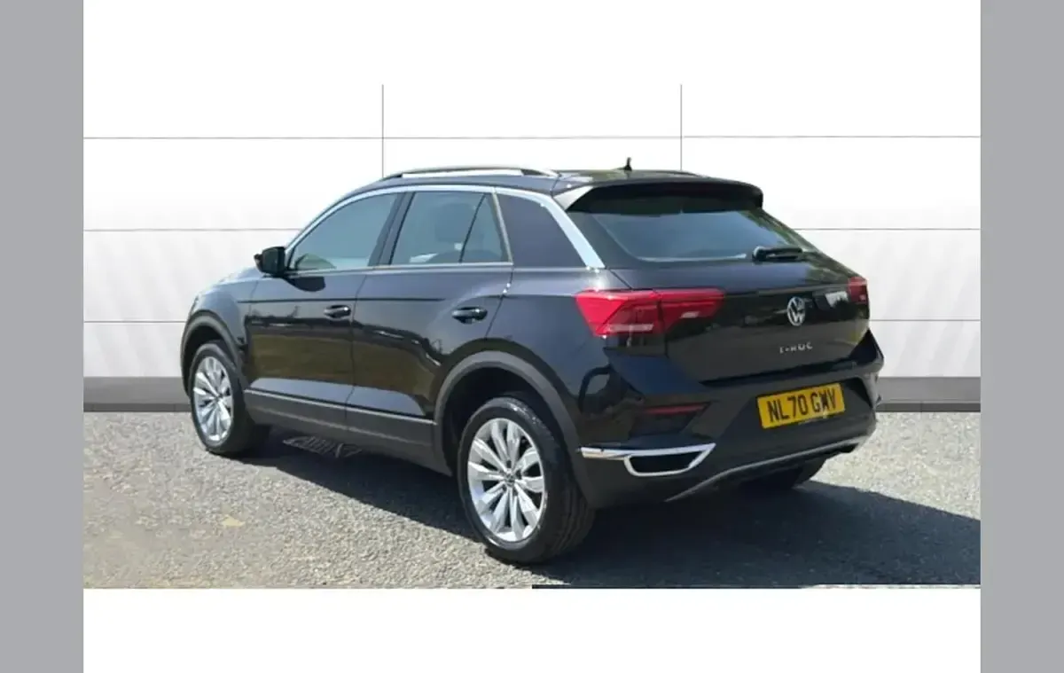 Used VW T-Roc SE 147 HP (108 kW) 2020 Black SUV