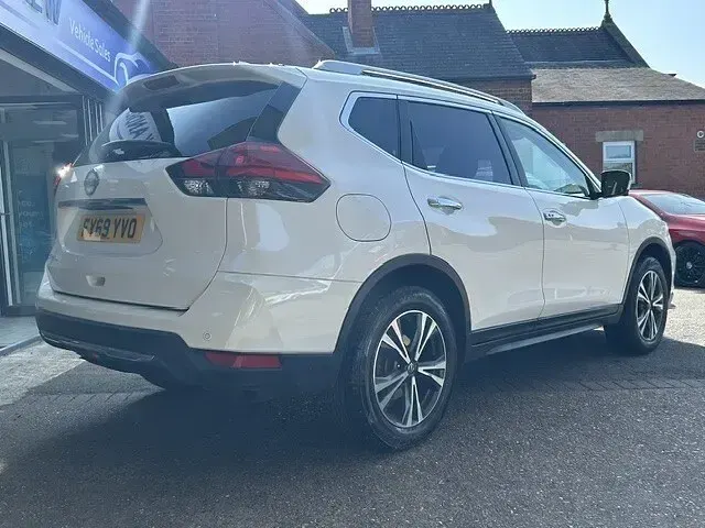 Used Nissan X-Trail N-Connecta 150 HP (110 kW) 2019 White SUV