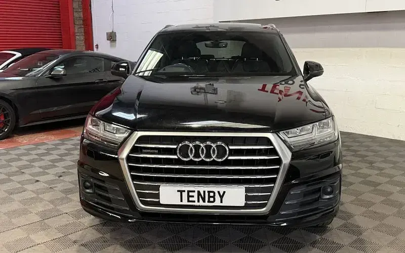 Used Audi Q7 S-Line 272 HP (200 kW) 2018 Black SUV