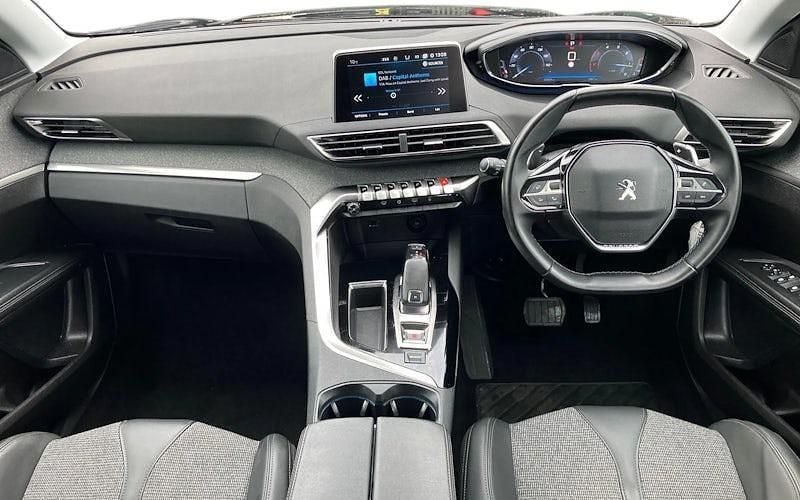 Used Peugeot 5008 Allure 131 HP (96 kW) 2020 Black SUV