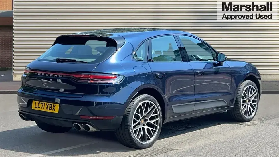 Used Porsche Macan 354 HP (260 kW) 2021 Blue SUV