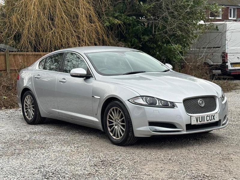 Used Jaguar XF SE 2011 Silver Sedan