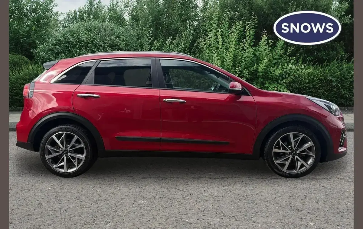 Used Kia Niro 141 HP (103 kW) 2020 Red SUV