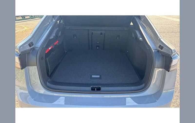 Second-hand VW ID.7 Pro 210 kW (286 CP) 2024 Gri Hatchback
