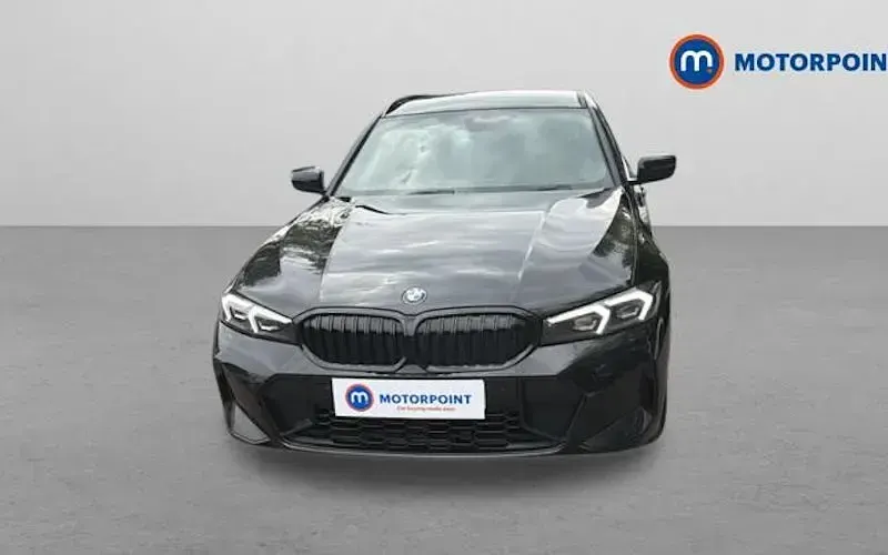 Usado BMW 320 M Sport 184 CV (135 kW) 2025 Negro Familiar