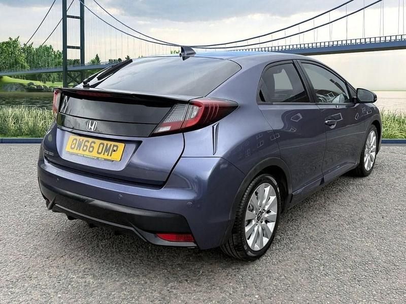 Second-hand Honda Civic SR 142 CP (104 kW) 2017 Albastru Hatchback