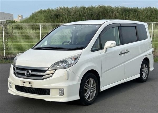 Not known Used 2009 Honda Stepwgn MPV | £7,995 (Good price) - Image 1/1