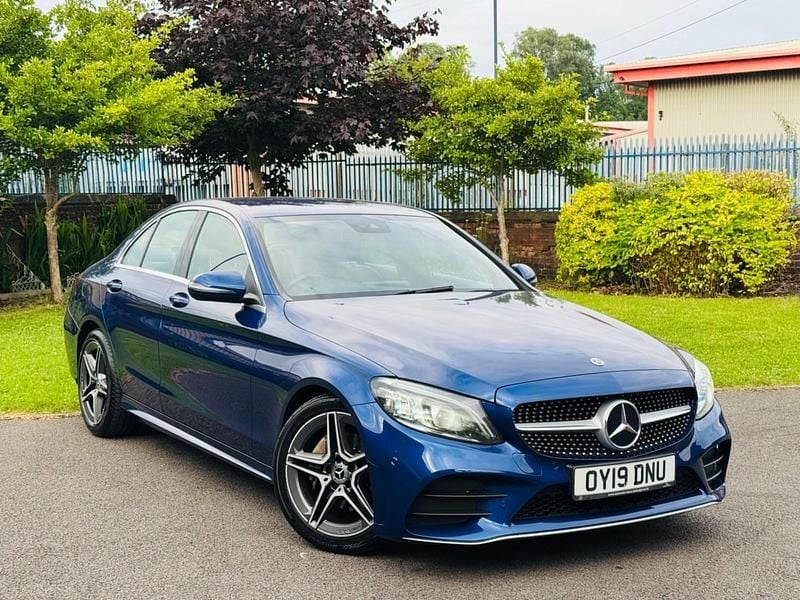 Used Mercedes C220 AMG Line Premium 194 HP (142 kW) 2019 Blue Sedan