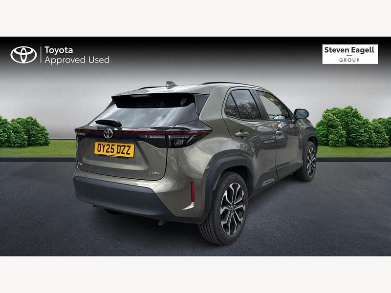 Used Toyota Yaris Hybrid Design 2025 Bronze Hatchback