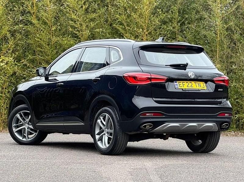 Used MG HS Exclusive 162 HP (119 kW) 2022 Black SUV